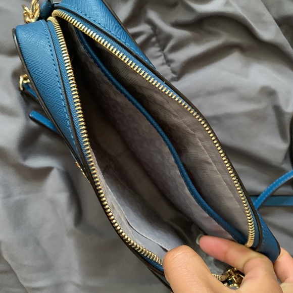 Michael Kors Crossbody - Picture 2 of 2